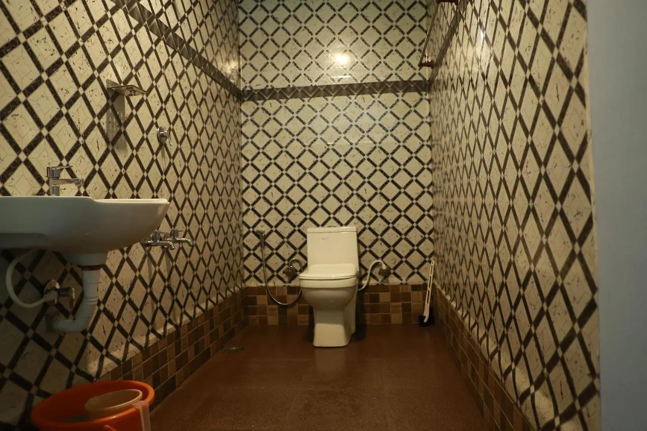 Honey Hut. Apartment Anachal 0*,  India